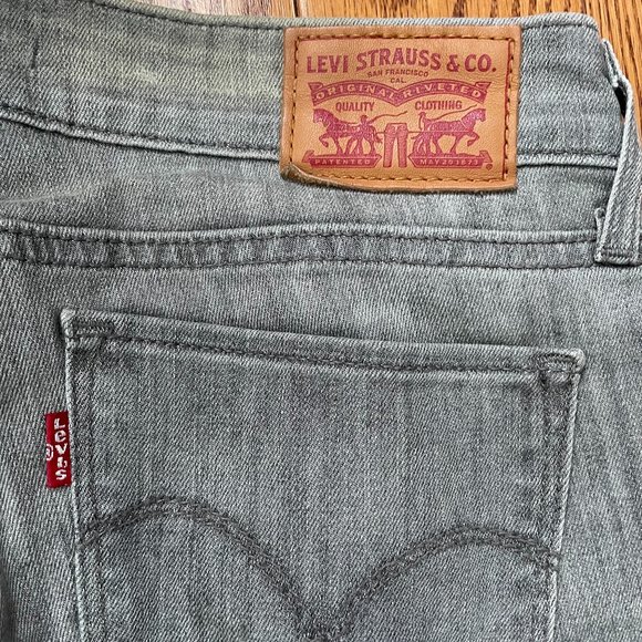 Levi's - Light Grey 711 Skinny Jeans - Picture 4 of 5